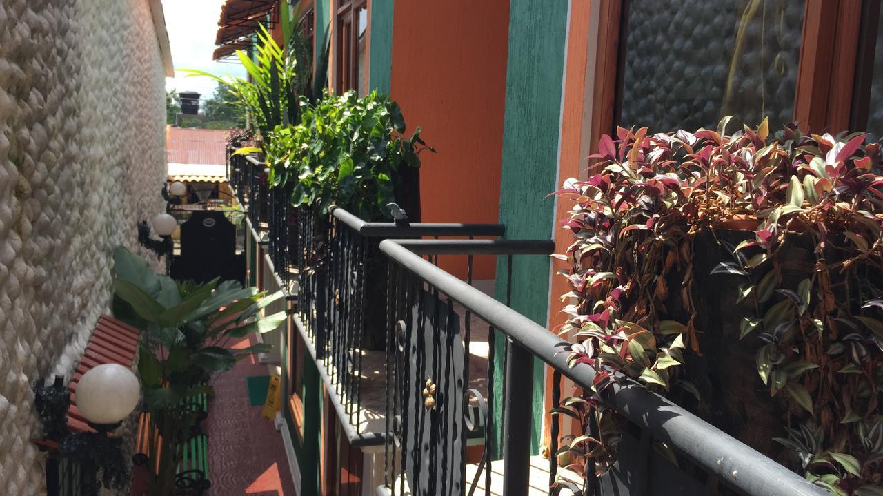 Apartahotel Tierras Amazonicas Leticia Zewnętrze zdjęcie
